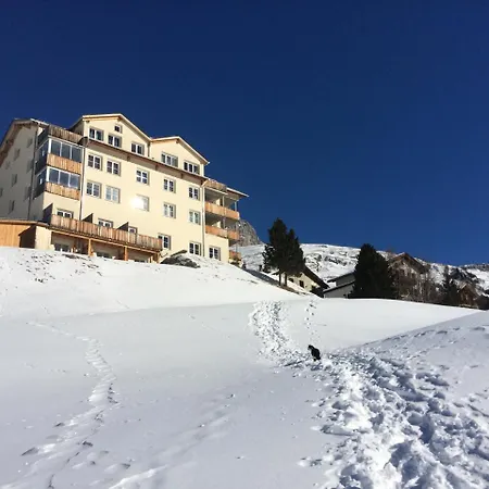 Hotel Capetta Avers